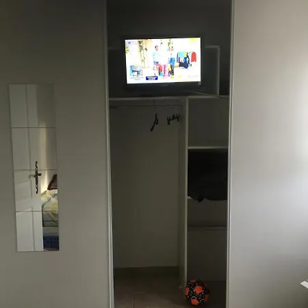 Maison Au Bord De L'eau * 에그모르트