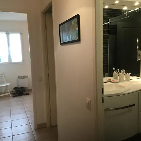 Maison Au Bord De L'eau 빌라 *